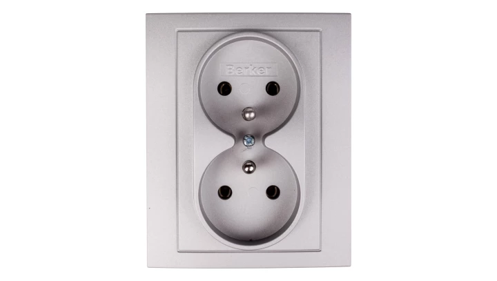 Berker/B.Kwadrat Gniazdo podwójne z/u 16A IP20 aluminium 5361838984