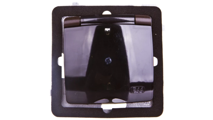 KARO Gniazdo bryzgoszczelne z/u Schuko IP44 z przesłonami klapka przezroczysta czekoladowy metalik GPH-1SSP/m/40/d