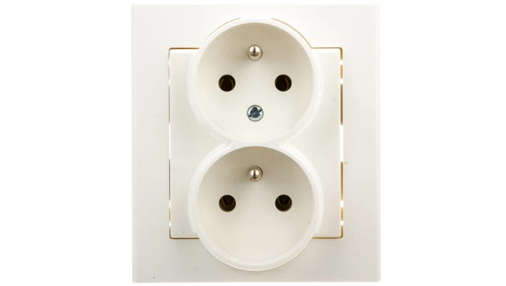 SONATA Gniazdo podwójne z/u z niezmiennością faz ecru GP-2RC/27
