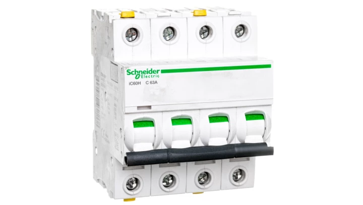 Wyłącznik nadprądowy 4P C 63A 10kA AC iC60H-C63-4 A9F07463