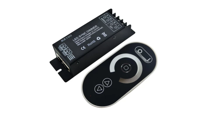Ściemniacz LED RF 300W 12V 24V 25A czarny pilot radiowy dotykowy
