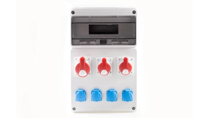 Rozdzielnica elektryczna natynkowa bez zabezpieczeń 1x32A/5p,2x16A/5p, 4x230V, BP6007-18/NT-S-BZ