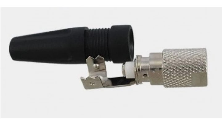 Wtyk FME w obudowie, nie wymaga użycia zaciskarki EF-03