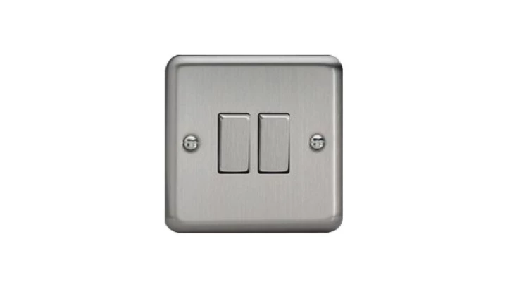 Łącznik krzyżowy 10A 230V + łącznik uniwersalny schodowy 10A 230V klawiszowy - kolor stal szlifowana C-E1SS+E1KSS