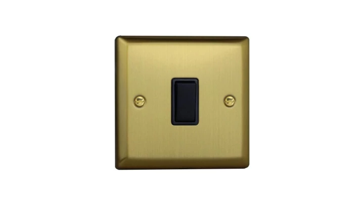 Łącznik uniwersalny schodowy 10A 230V klawiszowy 91x91x25mm - kolor złoto szlifowane M-E1SZ