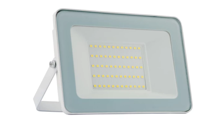 Naświetlacz ledowy 50W IESCH 026