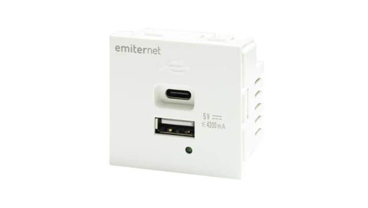 Zasilacz 45x45 2xUSB 4.2A/5V gniazdo USB-A/USB-C