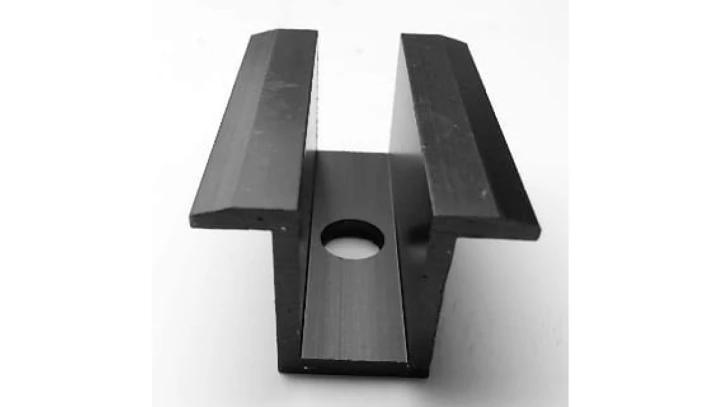 Klema środkowa Dł. 50mm anodowana czarna