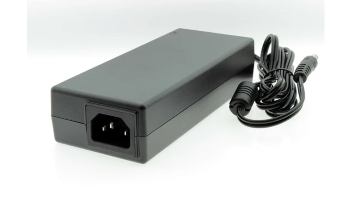 Zasilacz impulsowy 12V 10A 120W wtyk 2,1x5,5 mm PRO12012C13