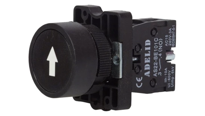 Przycisk sterowniczy czarny z białą strzałką plastikowy AS22-EA3351