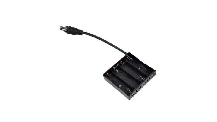 Złączka DC męska +koszyk na baterie 4xAA