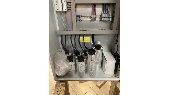 Aktywny kompensator mocy biernej Greendevice Capati 20,5/0,5 kVar wewnętrzny GDCW20,5/0,5