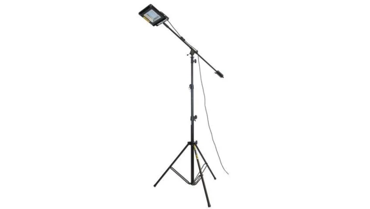 Maszt oświetleniowy LED SMD 100W z wysięgnikiem LM100AWW 6500K 9000lm IP54 16058