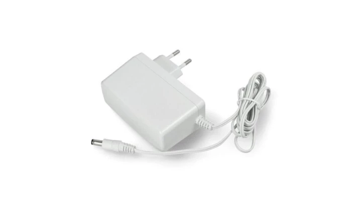 Zasilacz wtyczkowy 15W 1,25A 12V DC ip20 2,1/5,5 POSC12125A-WH