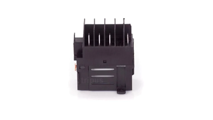 32P0163, 60P0163, przekaźnik elektromagnetyczny, 4 styki zwierne, napięcie cewki 230V, 50Hz, 305.230