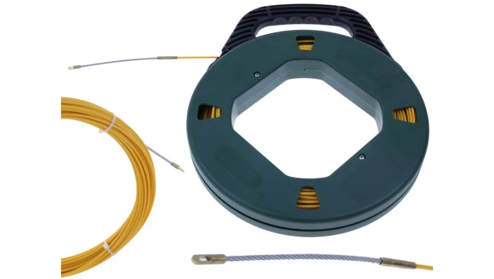 Włókno szklane w kasecie do przeciągania kabli 3mm / 30m - Stalka do zaciągania kabli / WSK330