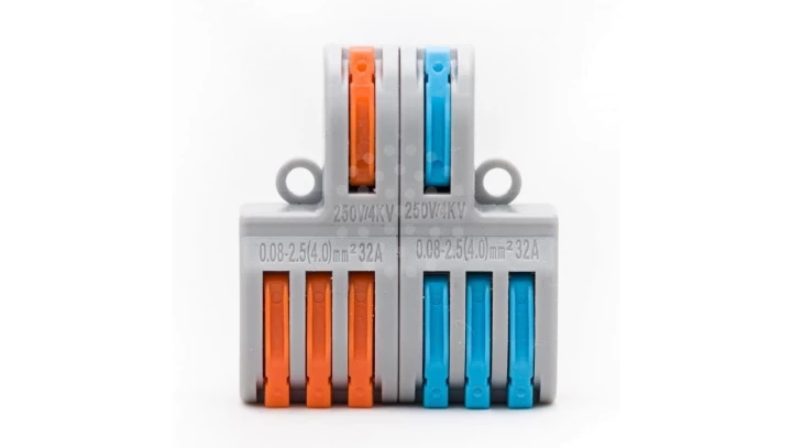 Szybkozłączka przelotowa 6-2 x0,8-4mm2 /50szt/