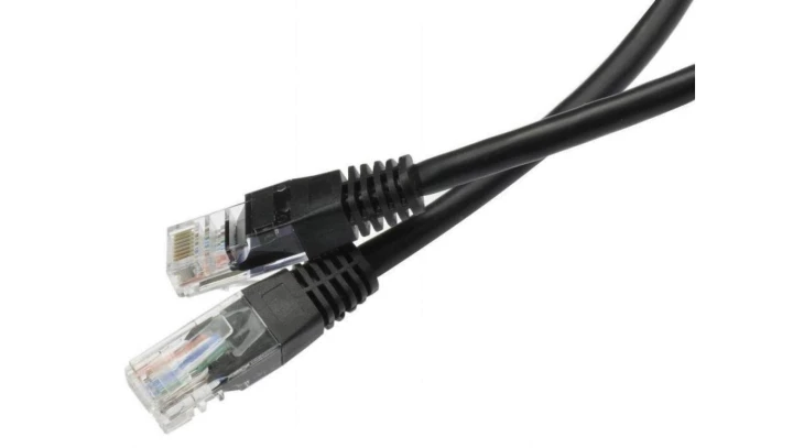 Patchcord UTP kat.6 kabel sieciowy LAN 2x RJ45 linka czarny 1m