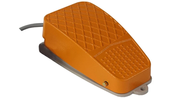 WŁĄCZNIK NOŻNY PEDAŁ PRZYCISK 10A Z KABLEM 2M ORANGE PM1-2M ORANGE