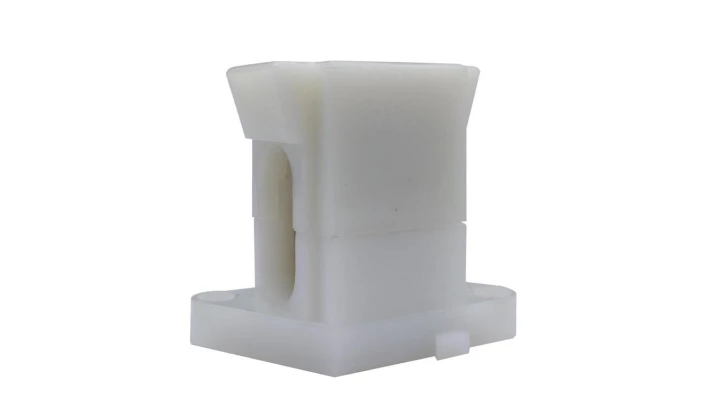 Przelotowa złączka izolowana HPS-95/A - 1-polowa