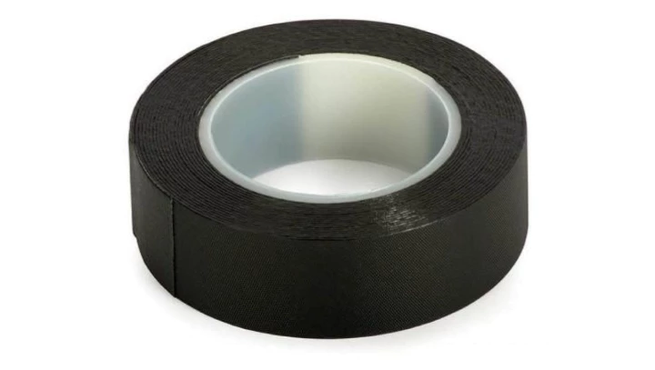 Taśma izolacyjna PVC czarna 0,13 x 19mm x 25m / 25220