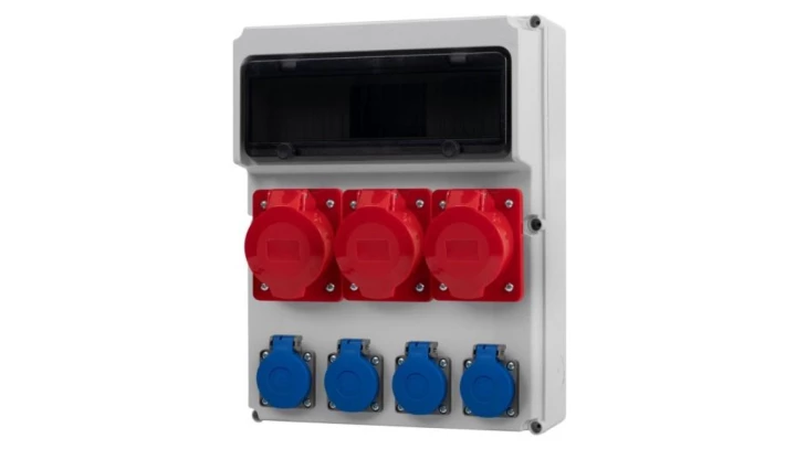 Rozdzielnica FEMO 13M - gniazda 2x16A 5p, 32A 5p, 4x230V /13 modułów/