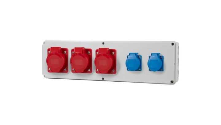 Rozdzielnia HORIZONTAL B - gniazda 16A 5p, 2x32A 5p, 2x230V