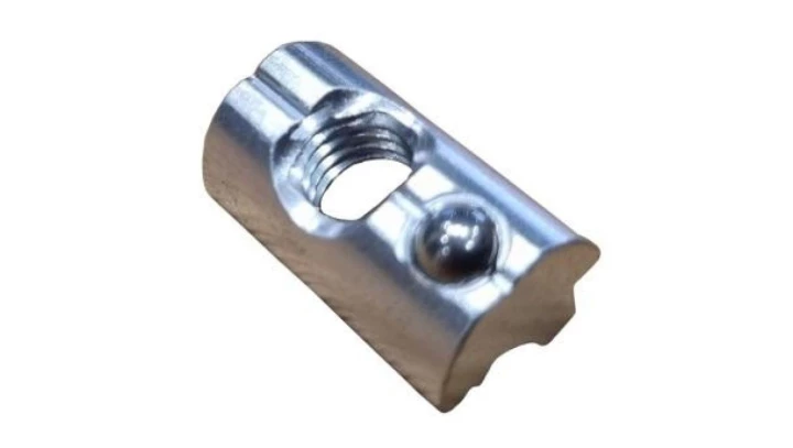 Wpust przesuwny M8 WPK-M8