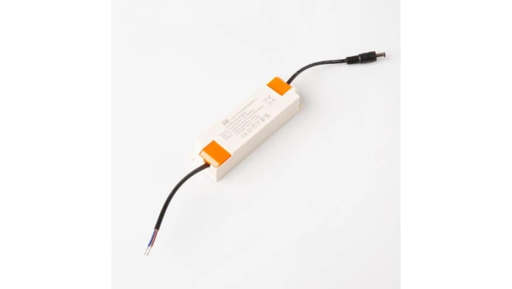 Zasilacz do paneli LED 50W 230V EMC 60-80V DC