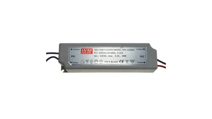 Zasilacz LED 12V 30W napięciowy IP67 plastik EK