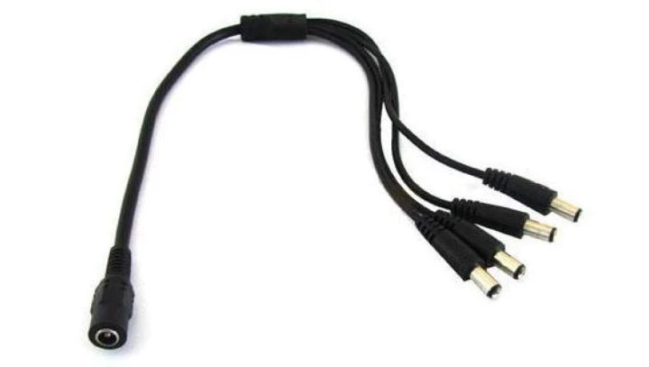 Rozgałęźnik DC 2,1/5,5 zasilania 1gn./4wt.