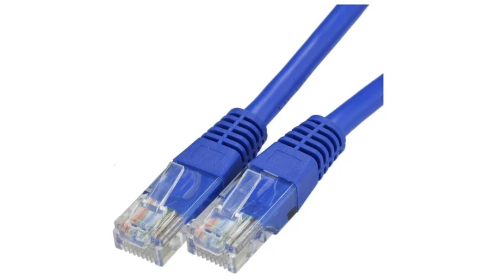 Patchcord UTP kat.5e kabel sieciowy LAN 2x RJ45 linka niebieski 2m