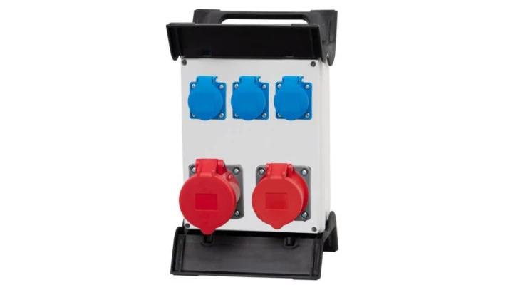 Rozdzielnica R-240 - gniazda 2x16/5, 3x230V na stelażu plastikowym