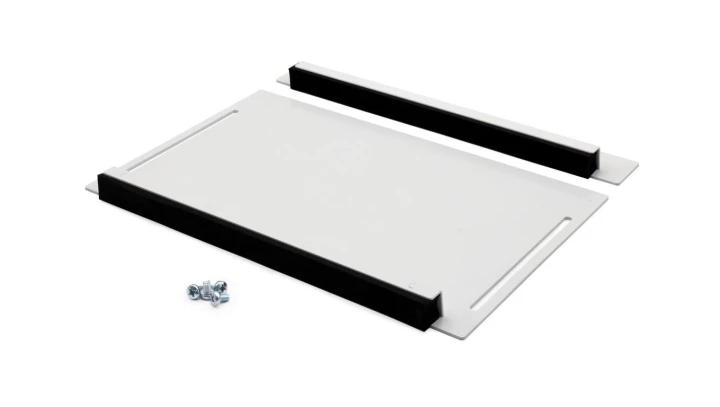 Przesuwny panel z gumowymi krawędziami do wprowadzania kabli szary do szaf stojących 19 cali Hyper Pro DN-DGR-CME-G