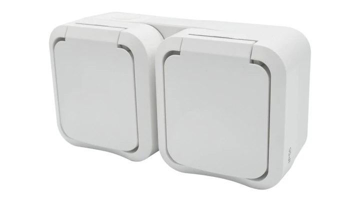 Gniazdo z uziemieniem podwójne natynkowe Aqua Pro IP55 białe / 60225