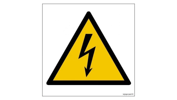 ZNAK - GD012 Ostrzeżenie przed napięciem elektrycznym 25 x 25 cm FN - Folia samoprzylepna