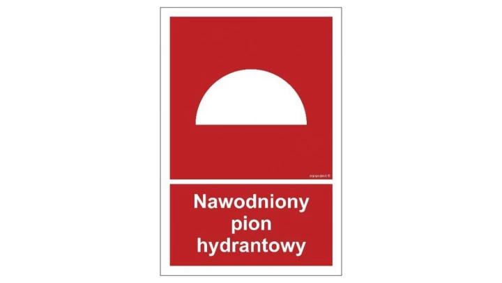 ZNAK - BB019 Nawodniony pion hydrantowy 15 x 22,2 cm FN - Folia samoprzylepna