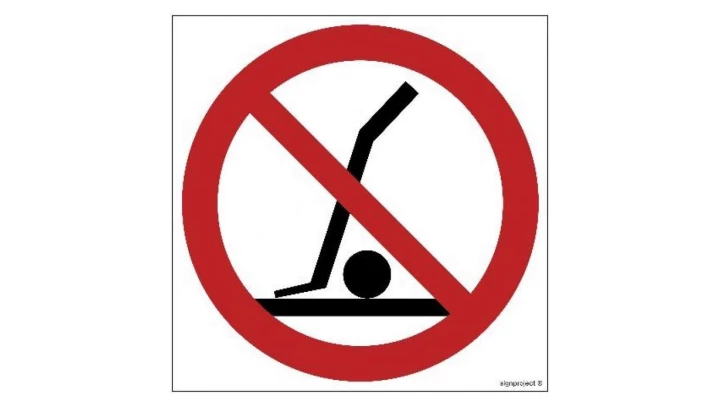 ZNAK - GB020 Zakaz podnoszenia wózkiem 20 x 20 cm TS - Płyta TD foto.