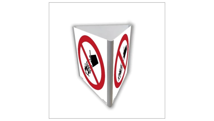 ZNAK - BA803 Zakaz gaszenia wodą (3D dościenny) 25 x 25 cm PN - Płyta 1mm