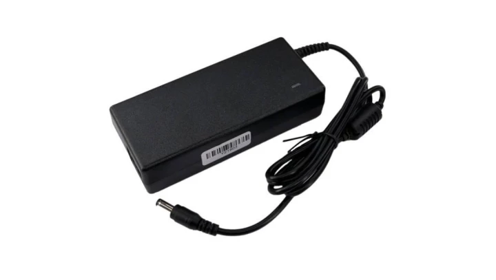 Zasilacz led desktop 84W 24VDC 3,5A wtyczkowy 2,1`/5,5` EA20084d1