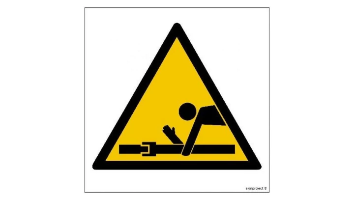 ZNAK - GE017 Uwaga ruchome elementy 25 x 25 cm PN - Płyta 1mm