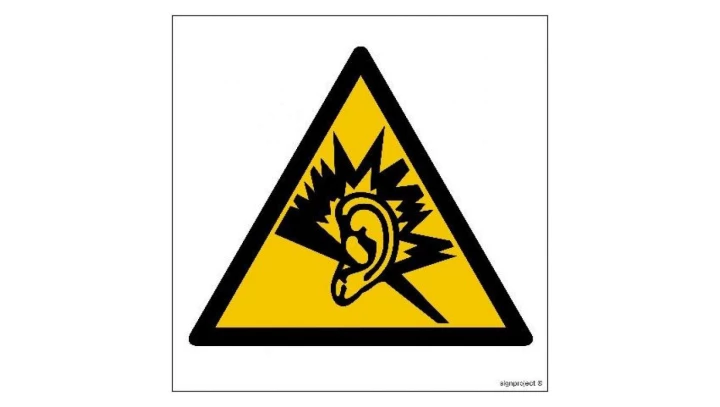 ZNAK - GE002 Ostrzeżenie przed silnym hałasem 10 x 10 cm FS - Folia samoprzylepna foto.