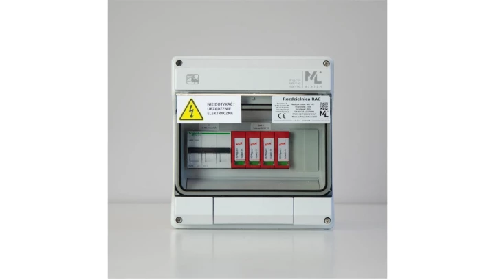 Rozdzielnica AC TYP33.1 - RAC33.1/3F/B25A/T2/UV do 8,2-12,5kW - SCHNEIDER K60N-B25-3 / IP65 / 1000V AC / 1500V DC / ZEW.