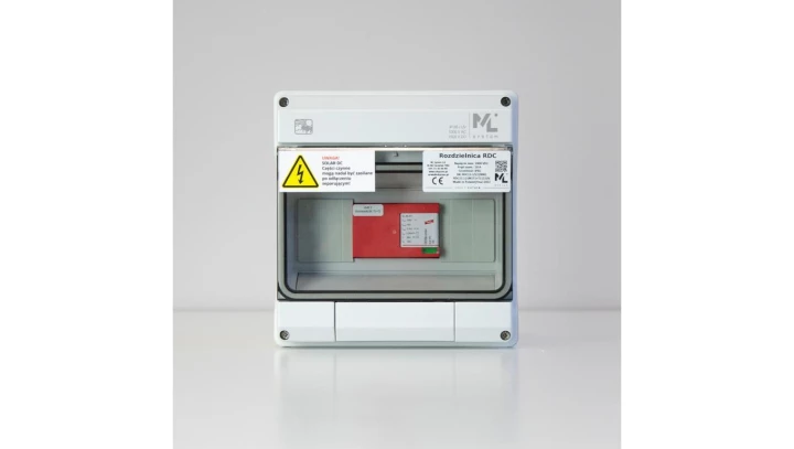 Rozdzielnica DC TYP13.1 - RDC13.1/1M/T1+T2/Z/UV - 1MPPT / IP65 / 1000V AC / 1500V DC / ZEW.