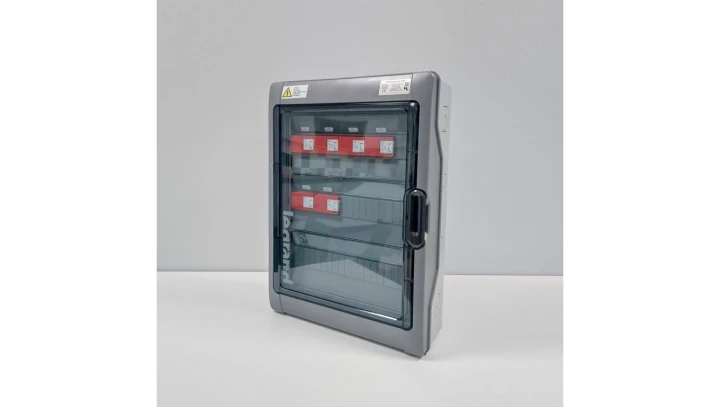 Rozdzielnica DC TYP18 - RDC18/6M/T1+T2/Z/UV - 6MPPT / IP65 / 400V AC / 1000V AC / ZEW.