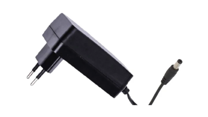 Wtyczkowy zasilacz impulsowy 12V/3A/36W z wtykiem DC - 2.1x5.5