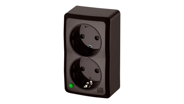 BERG Gniazdo podwójne schuko n/t 2x2P+Z 16A brązowy 3738-05