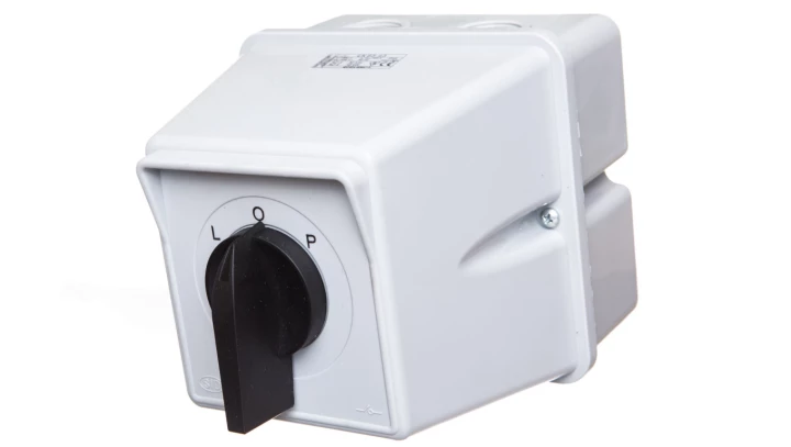 Łącznik krzywkowy L-0-P 3P 63A IP44 w obudowie ŁK 63-43 926343