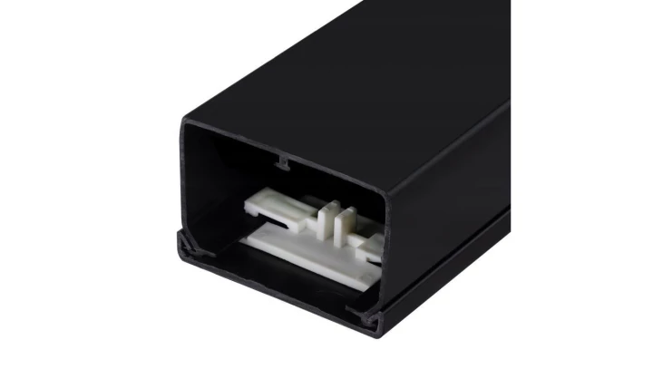 Listwa elektroinstalacyjna LS 60x40 UV czarna odporna na UV 2m /opak 18m/ 68562