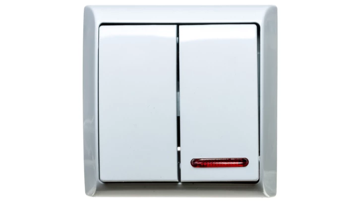 BIS Łącznik świecznikowy z podświetleniem biały ŁN-2BS/00